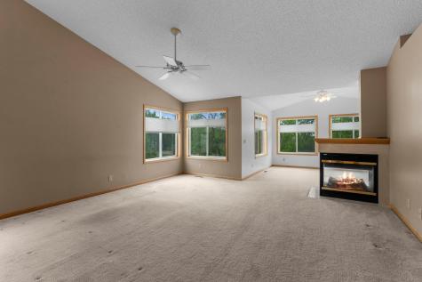 333 25th Lane SE Cambridge MN 55008