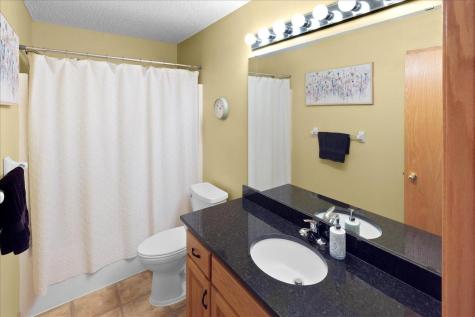 828 Winsome Way NW Isanti MN 55040