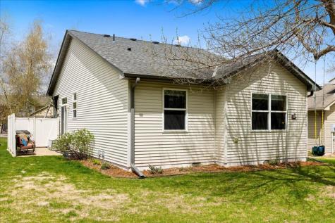 828 Winsome Way NW Isanti MN 55040