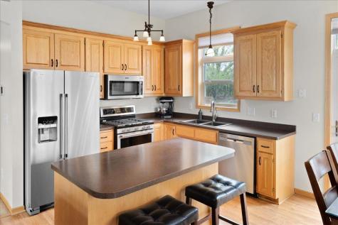 828 Winsome Way NW Isanti MN 55040