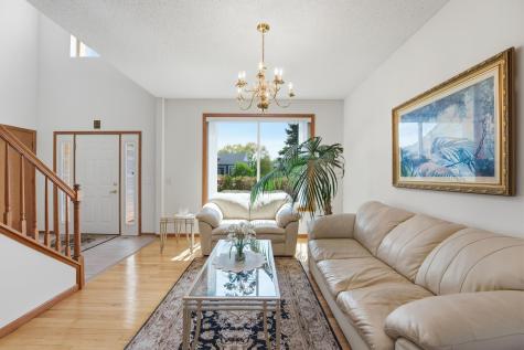1573 Johnny Cake Alcove Eagan MN 55122