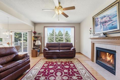 1573 Johnny Cake Alcove Eagan MN 55122