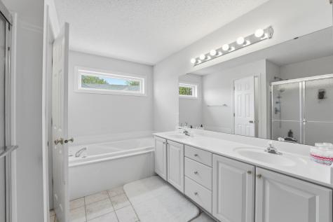 1573 Johnny Cake Alcove Eagan MN 55122