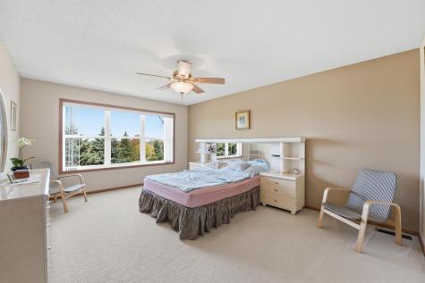1573 Johnny Cake Alcove Eagan MN 55122
