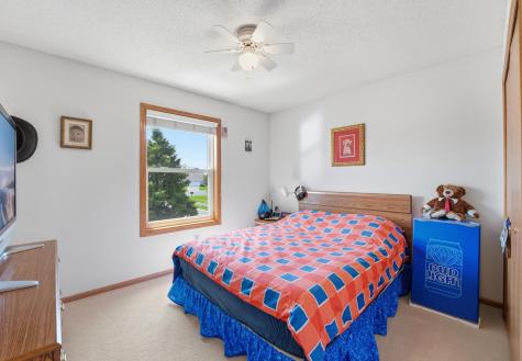 1573 Johnny Cake Alcove Eagan MN 55122