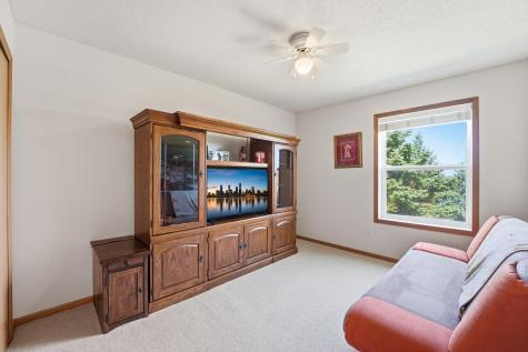1573 Johnny Cake Alcove Eagan MN 55122