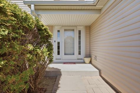 1573 Johnny Cake Alcove Eagan MN 55122