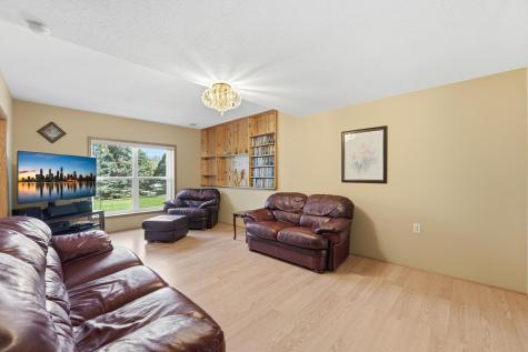 1573 Johnny Cake Alcove Eagan MN 55122