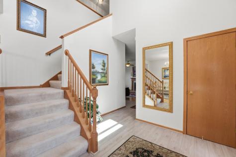 1573 Johnny Cake Alcove Eagan MN 55122