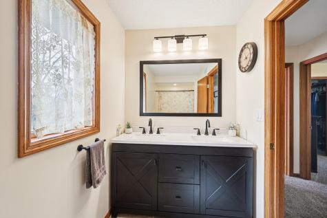 26150 Galen Drive Wyoming MN 55092