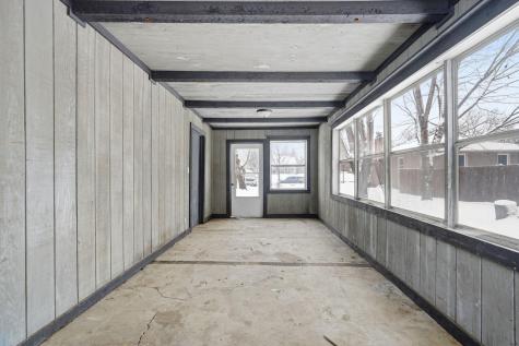1981 Minnehaha Avenue E Saint Paul MN 55119