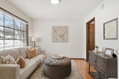 1981 Minnehaha Avenue E Saint Paul MN 55119