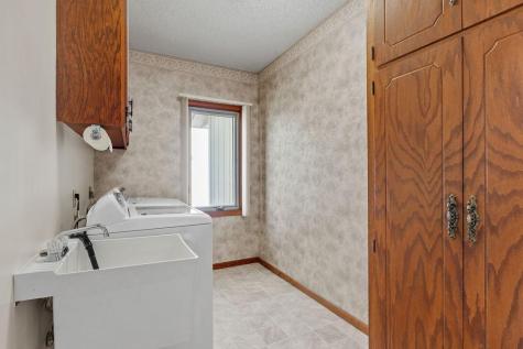 6708 W 82nd Street Bloomington MN 55438