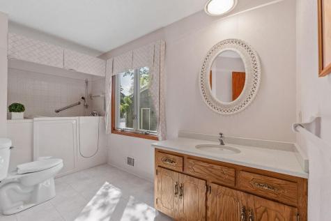 6708 W 82nd Street Bloomington MN 55438