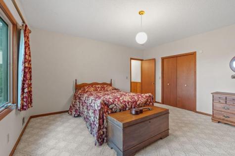 6708 W 82nd Street Bloomington MN 55438