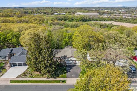 6708 W 82nd Street Bloomington MN 55438