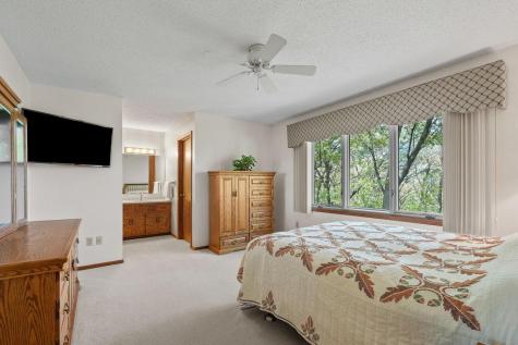 6708 W 82nd Street Bloomington MN 55438