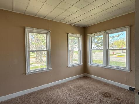755 4th Street SW Valley City ND 58072