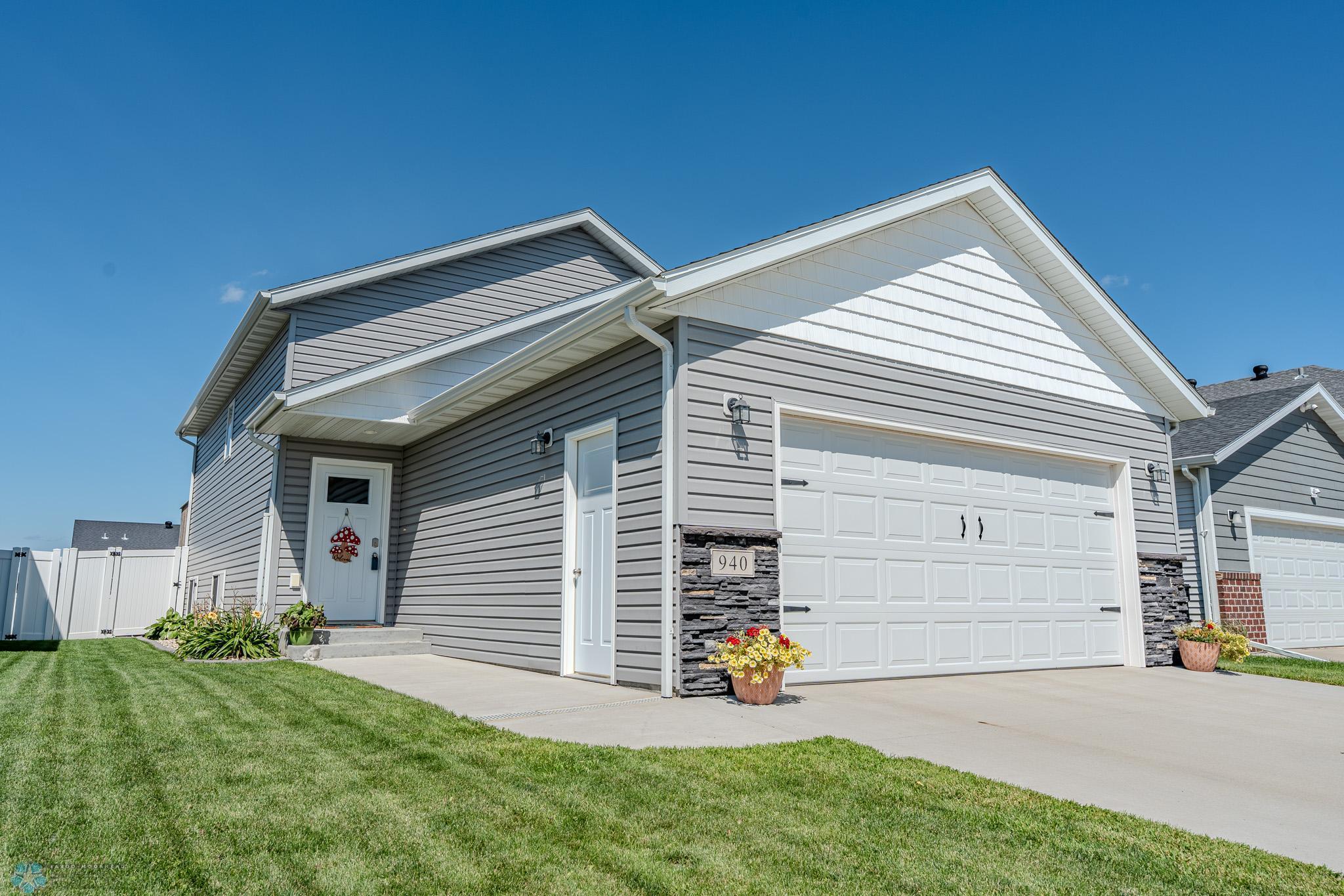 940 27th Avenue W West Fargo ND 58078