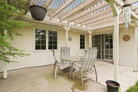 2225 Wight Bay Brooklyn Park MN 55443