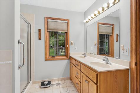 2225 Wight Bay Brooklyn Park MN 55443