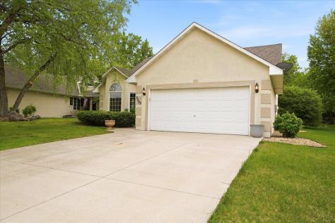 2225 Wight Bay Brooklyn Park MN 55443
