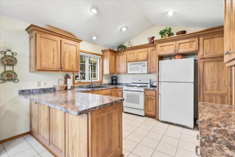 2225 Wight Bay Brooklyn Park MN 55443