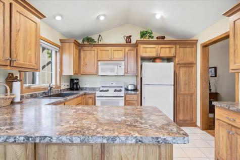 2225 Wight Bay Brooklyn Park MN 55443