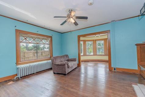 902 White Street Jackson MN 56143