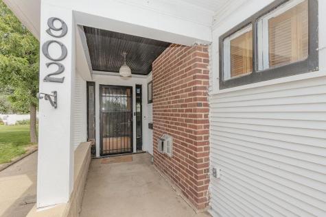902 White Street Jackson MN 56143