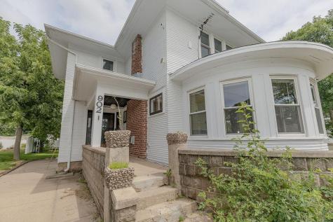 902 White Street Jackson MN 56143