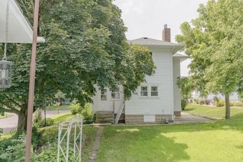 902 White Street Jackson MN 56143
