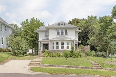 902 White Street Jackson MN 56143