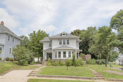 902 White Street Jackson MN 56143