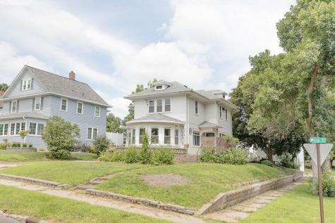 902 White Street Jackson MN 56143