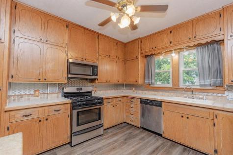 902 White Street Jackson MN 56143