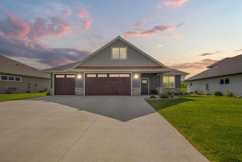 104 Dancing Waters Circle Mankato MN 56001