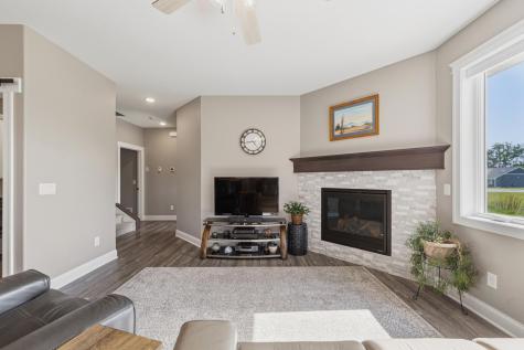 104 Dancing Waters Circle Mankato MN 56001