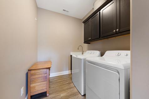 104 Dancing Waters Circle Mankato MN 56001