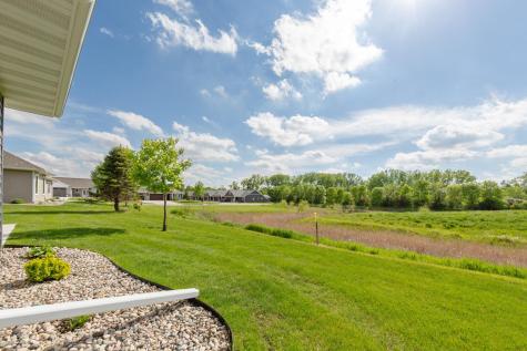 104 Dancing Waters Circle Mankato MN 56001