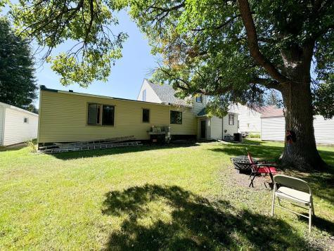 207 E Duroe Street Jeffers MN 56145
