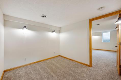 11581 Kumquat Street NW Coon Rapids MN 55448