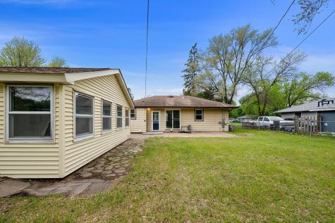 11581 Kumquat Street NW Coon Rapids MN 55448