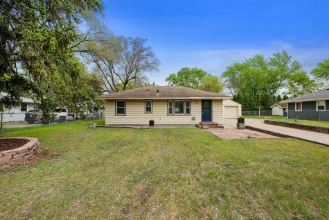 11581 Kumquat Street NW Coon Rapids MN 55448