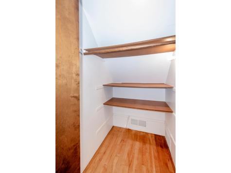 598 Clifford Street Saint Paul MN 55104