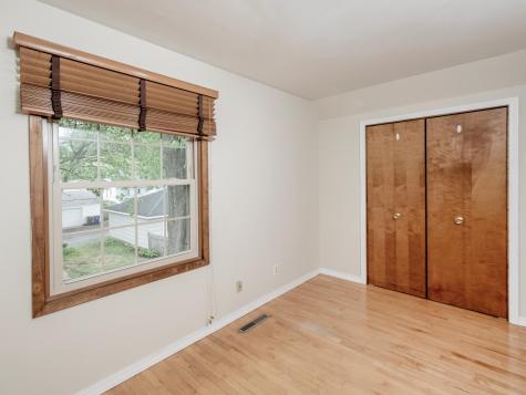 598 Clifford Street Saint Paul MN 55104