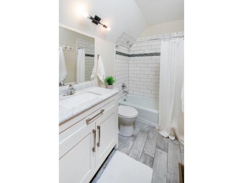 598 Clifford Street Saint Paul MN 55104