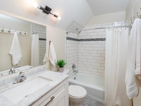 598 Clifford Street Saint Paul MN 55104