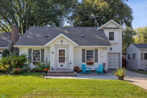 1439 10th Street S Fargo ND 58103