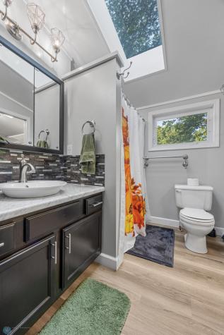 1439 10th Street S Fargo ND 58103